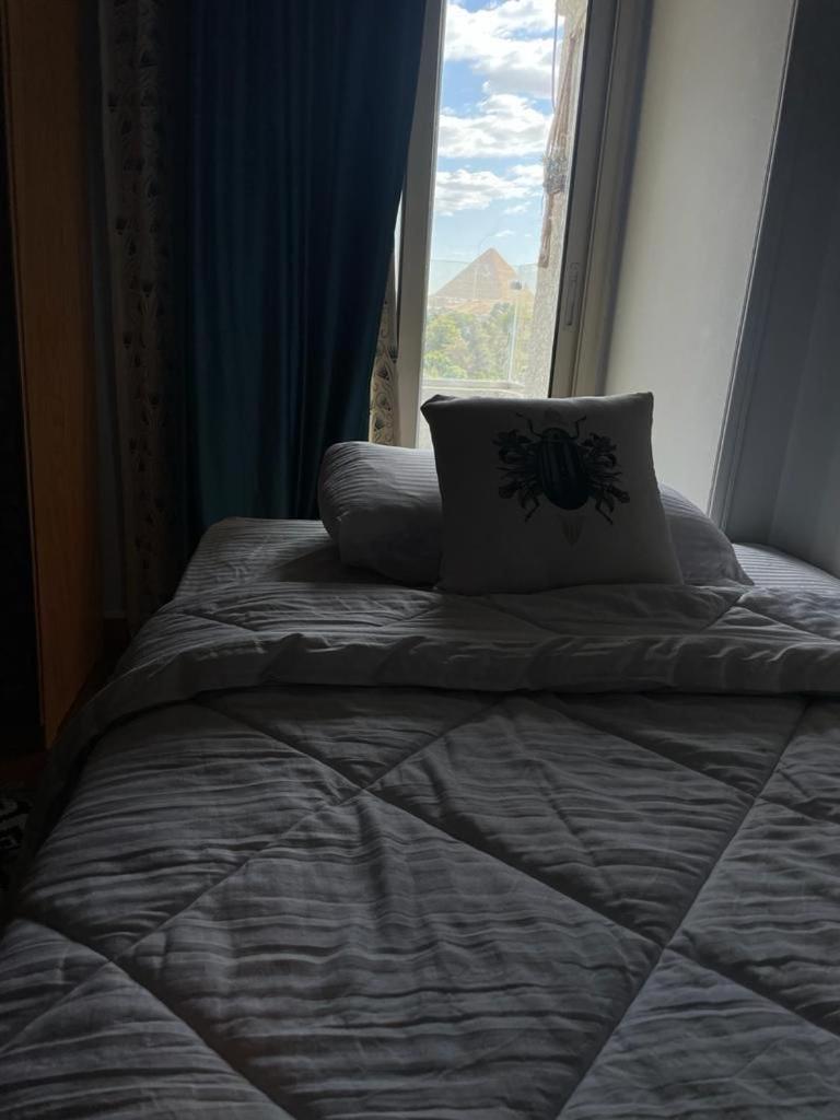קהיר King Tout Hotel Pyramids View מראה חיצוני תמונה