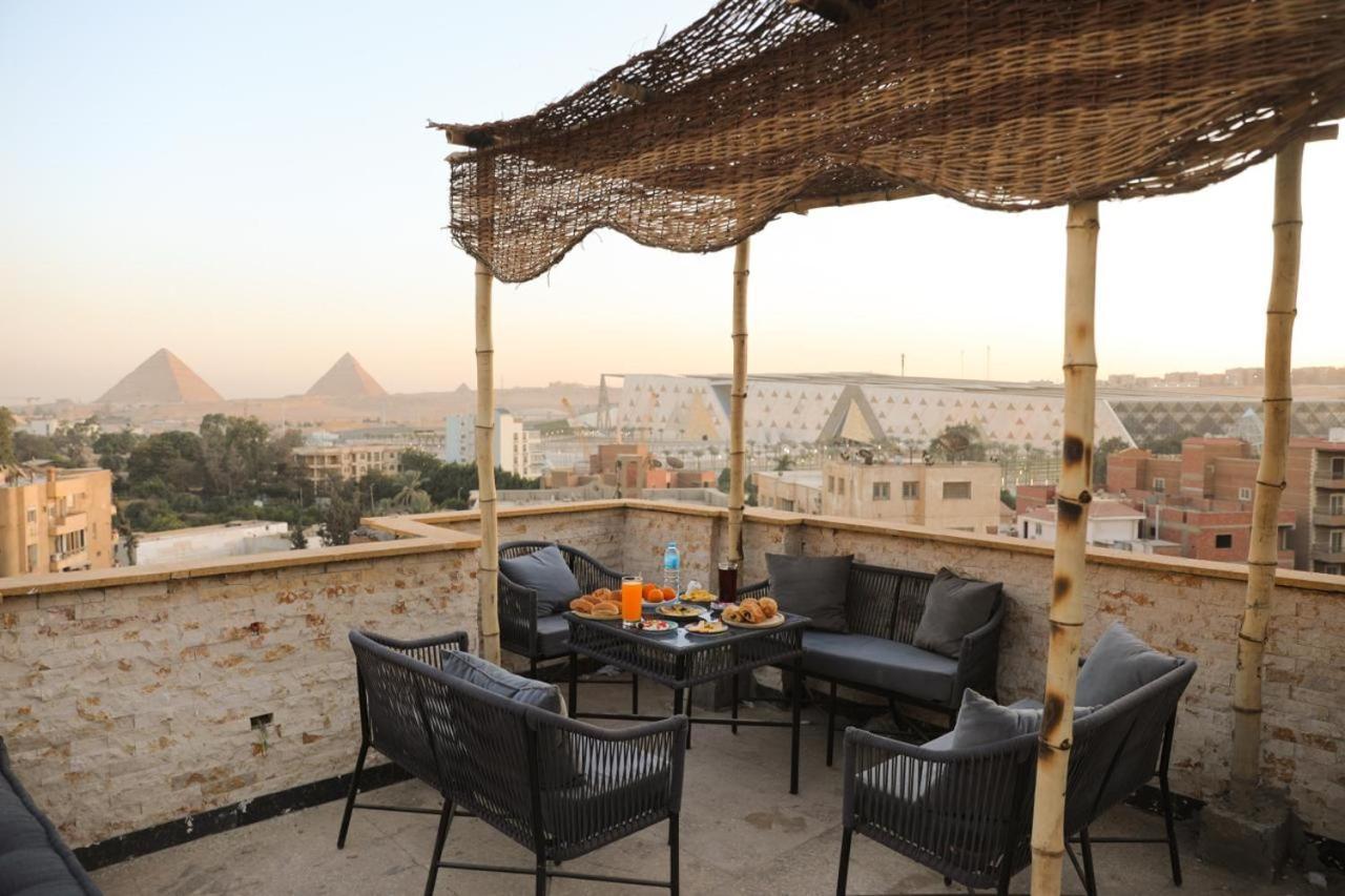 קהיר King Tout Hotel Pyramids View מראה חיצוני תמונה