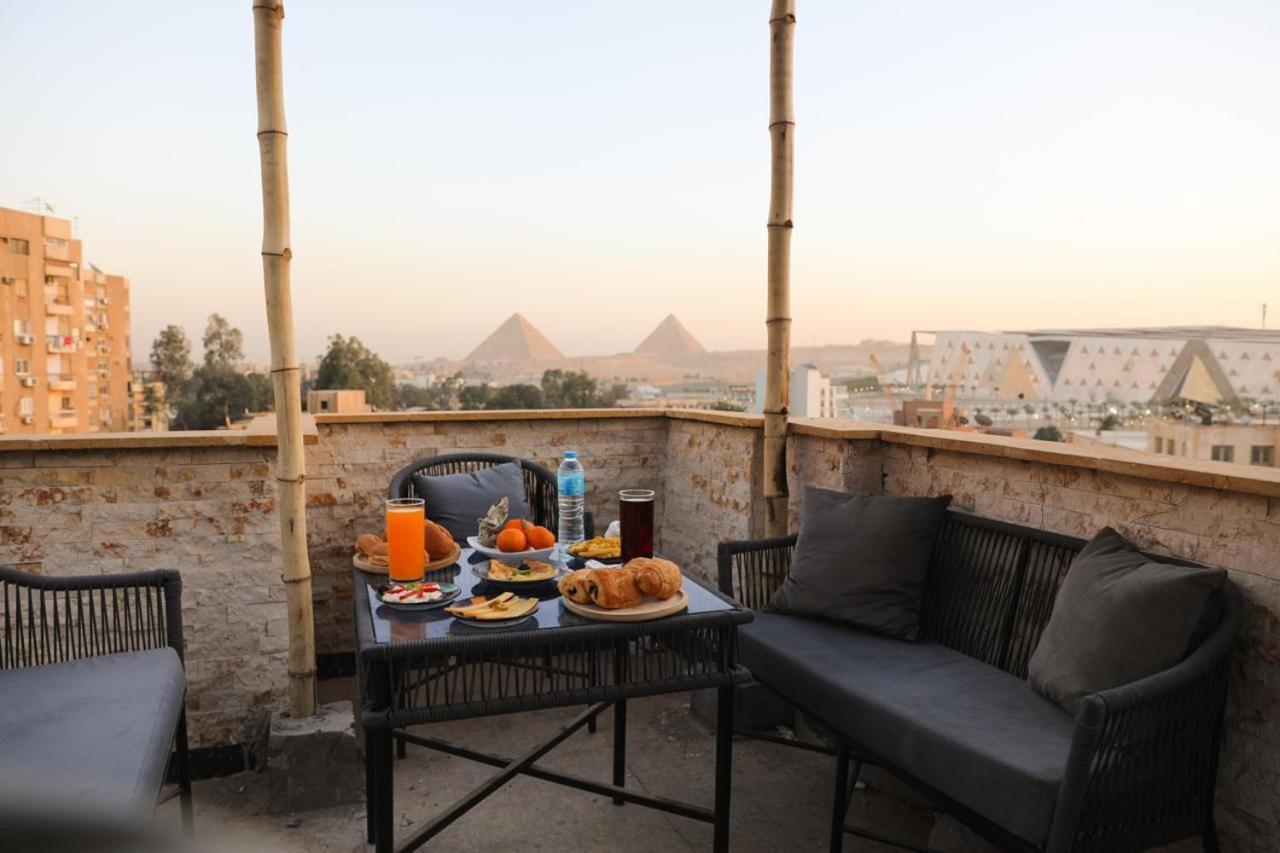 קהיר King Tout Hotel Pyramids View מראה חיצוני תמונה