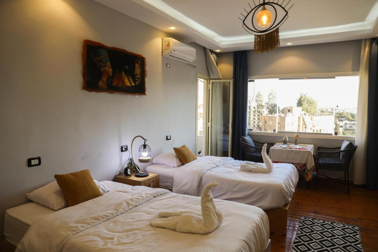 קהיר King Tout Hotel Pyramids View מראה חיצוני תמונה
